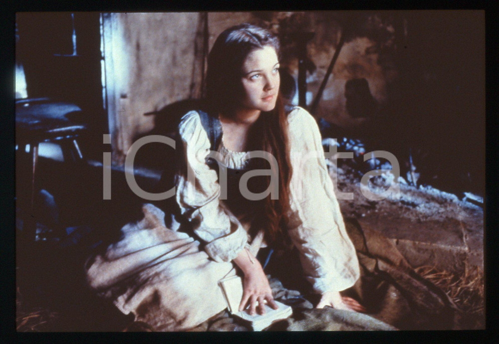 35mm vintage slide* 1998 CINDERELLA Drew BARRYMORE in una scena del film