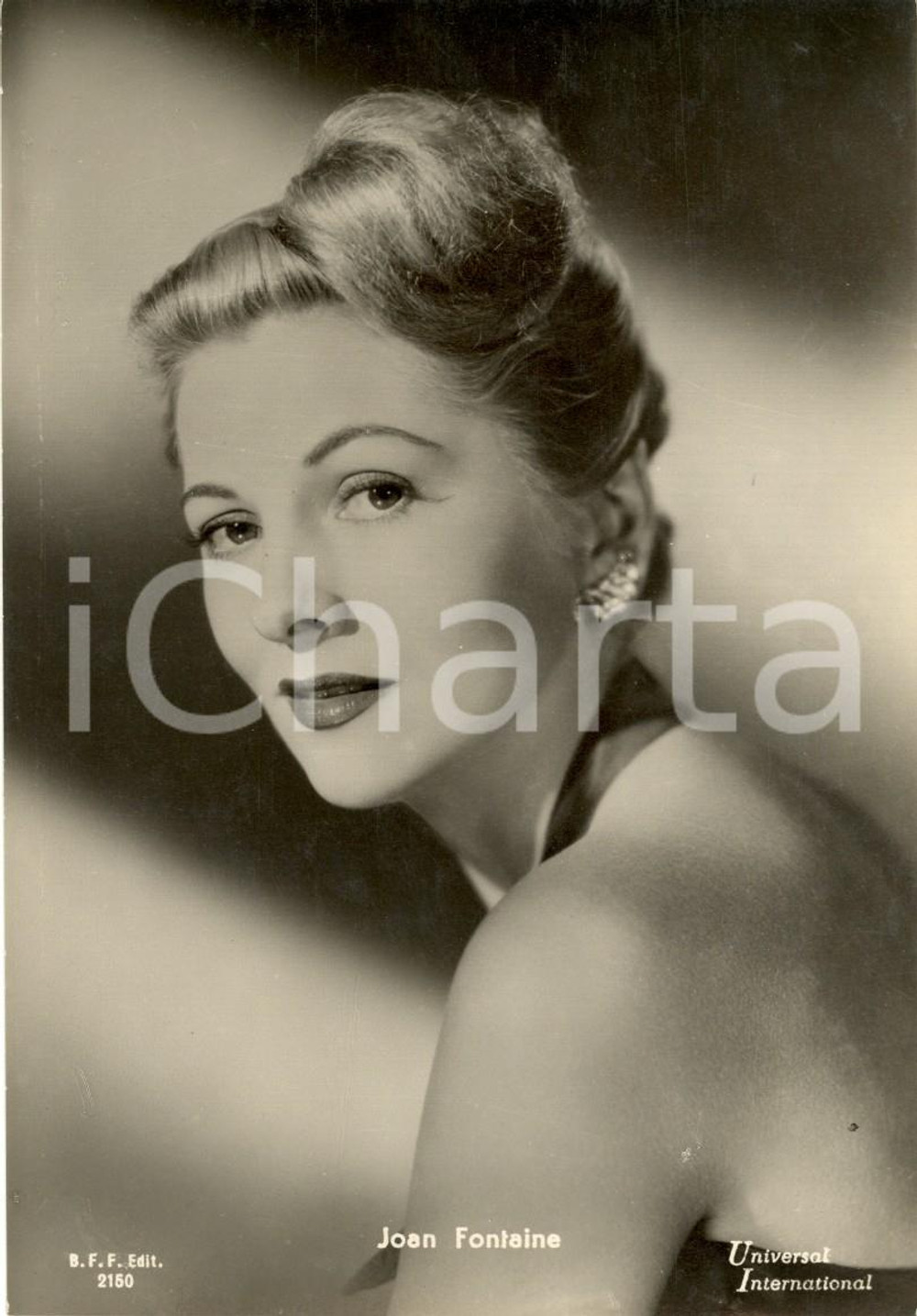 Cartolina originale da collezione 1950 ca CINEMA Actress Joan FONTAINE Portrait with earrings *Cartolina FG NV 1