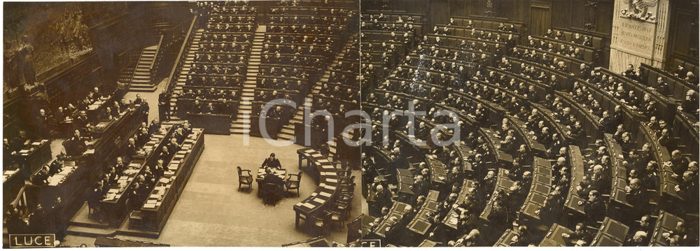 Fotografia d'epoca originale 1939 ROMA Galeazzo CIANO commemora padre Costanzo alla CAMERA *Fotografia DOPPIA 1