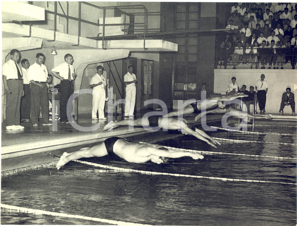 1953 GENOVA NUOTO ITALIA-SPAGNA La partenza dei 200 m *Fotografia 24x18 cm
