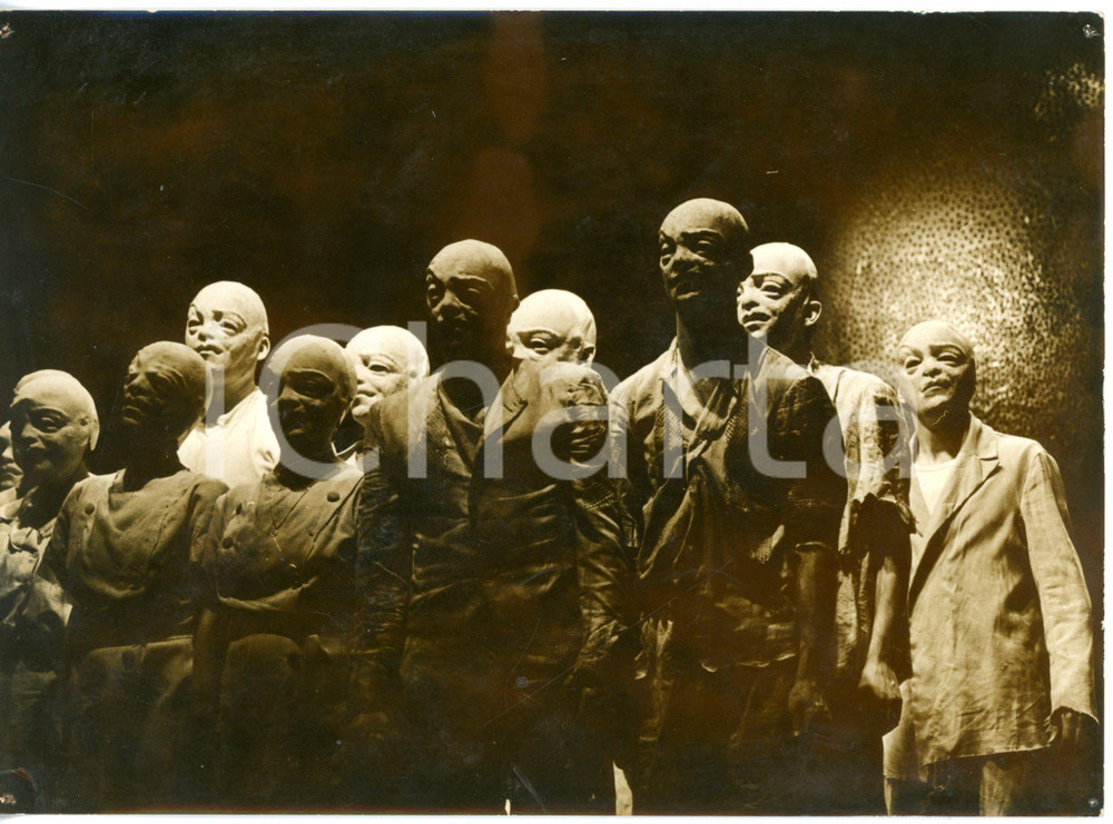 1965 MILANO Piccola Scala - Prove generali ATOMTOD con regia di Virginio PUECHER