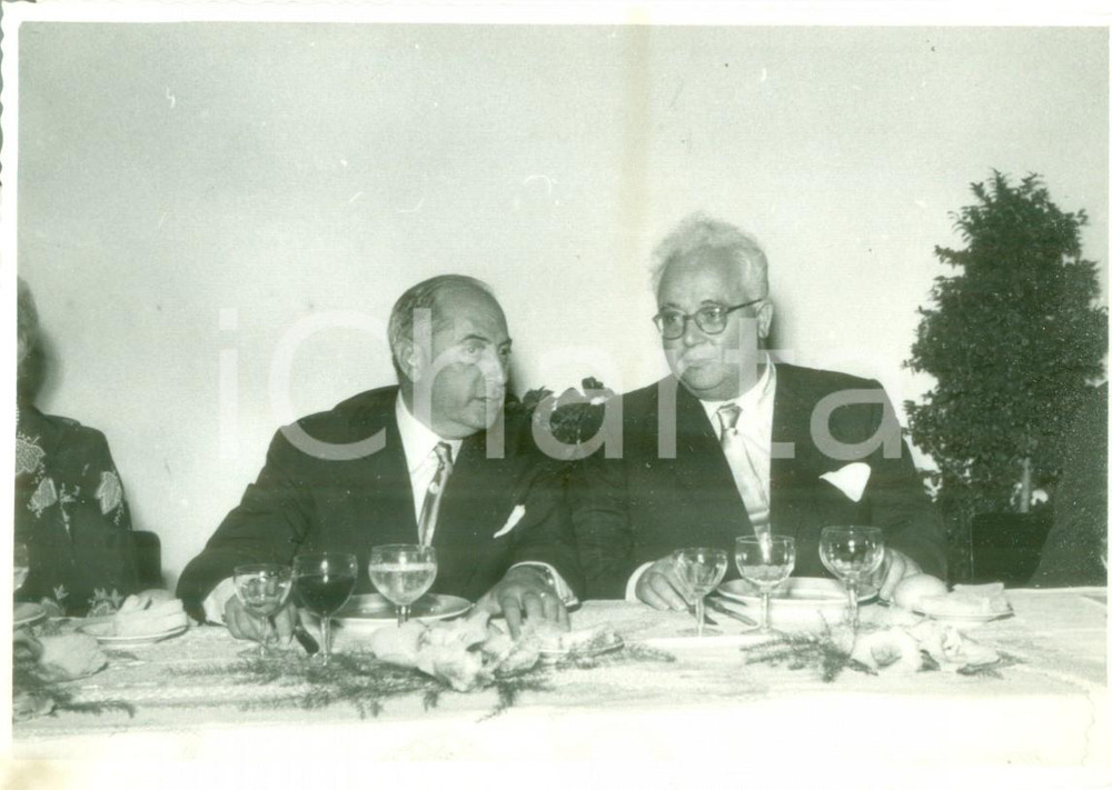 Fotografia d epoca originale 1951 PESCARA Critico letterario Francesco FLORA in giuria al Premio D ANNUNZIO 1