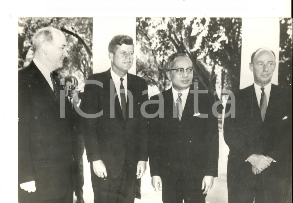 Fotografia d epoca originale 1962 WASHINGTON Pranzo NATO con Dean RUSK John KENNEDY U THANT DANNEGGIATA 1