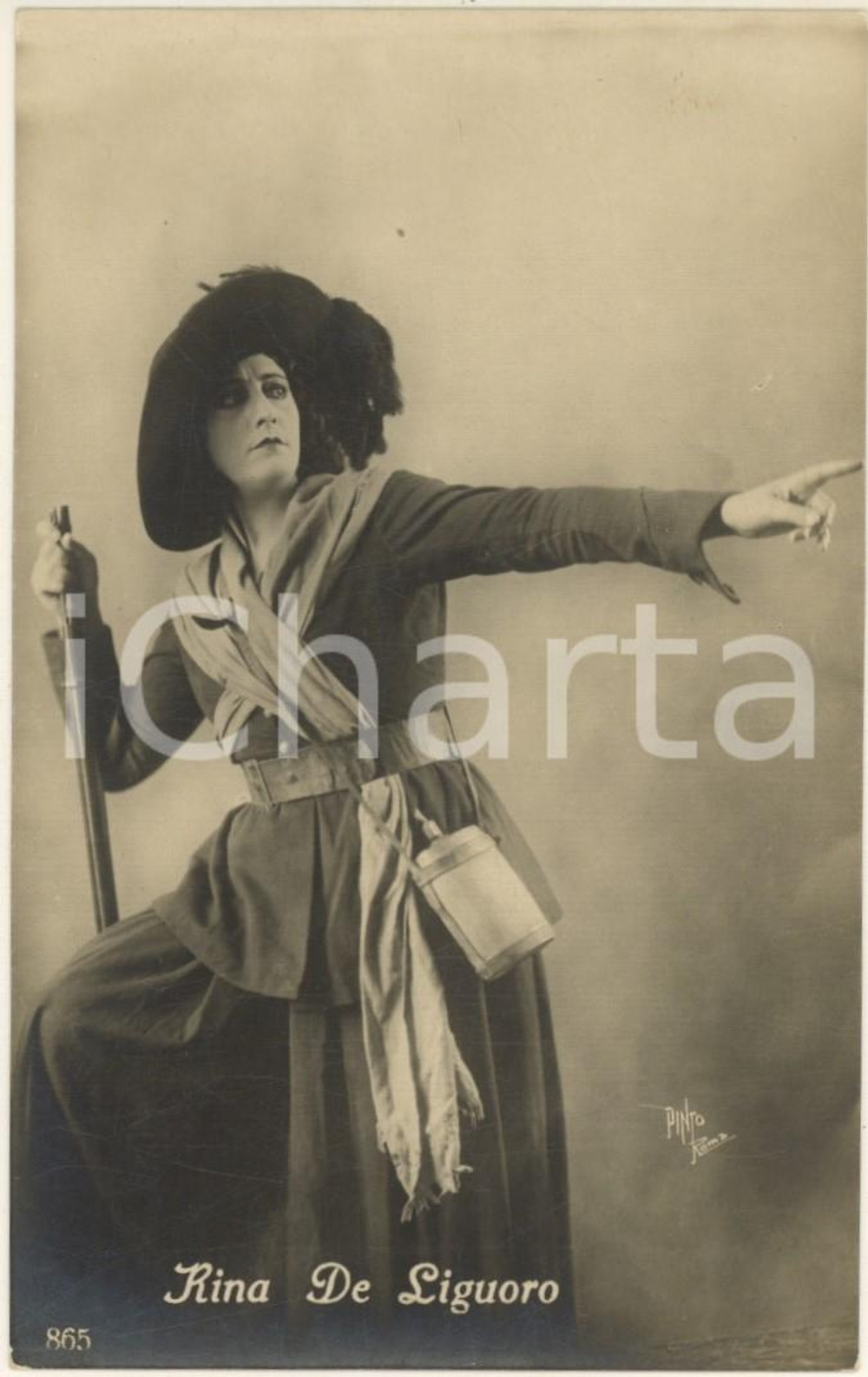 Cartolina originale da collezione Rina DE LIGUORO 1920 ca - Abito di scena - Cartolina CINEMA 1