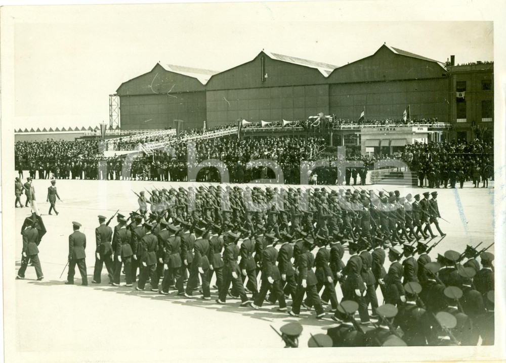 Fotografia d epoca originale 1938 ROMA parata Aeronautica davanti al DUCE Aeroporto LITTORIO Fotografia 1