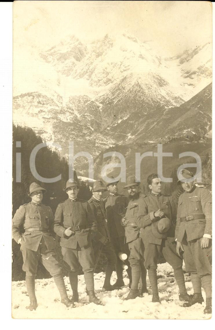 Fotografia d epoca originale 1920 ca AREA PIEMONTESE Gruppo di alpini nella neve Foto cartolina FP 1