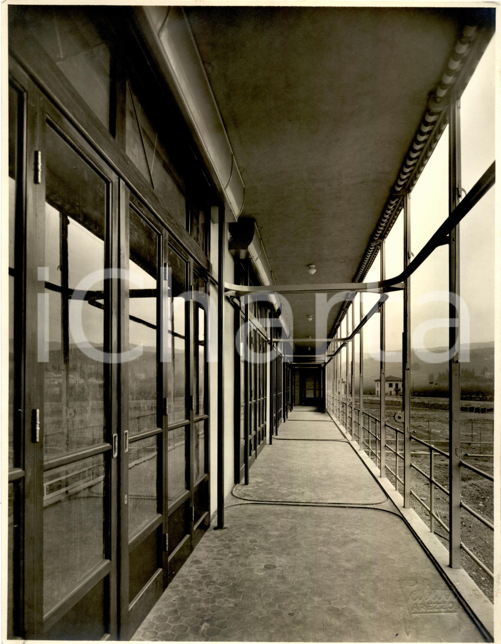 Fotografia d'epoca originale 1933 AREZZO Terrazza dell'ospedale Sanatoriale FOTO 1