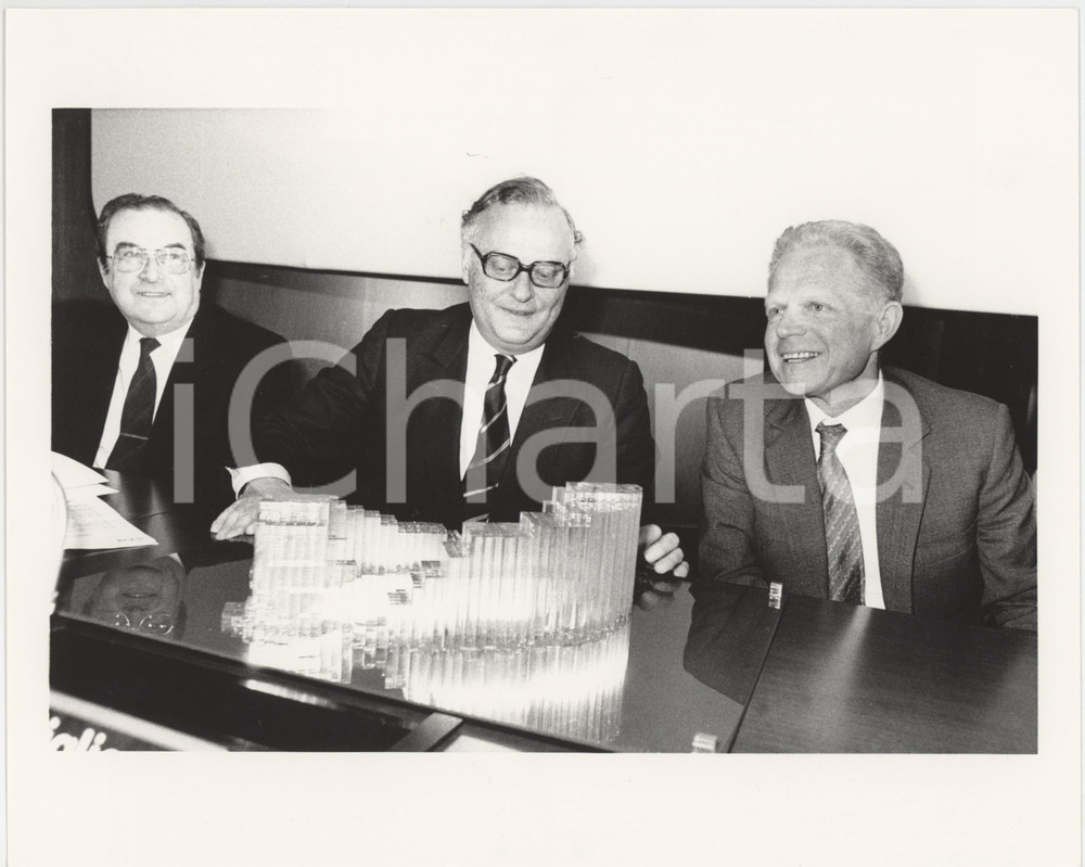 Fotografia d epoca originale 1985 ca SAN DONATO Franco REVIGLIO Pio PIGORINI Enzo BARBAGLIA Progetto Snam 2 1