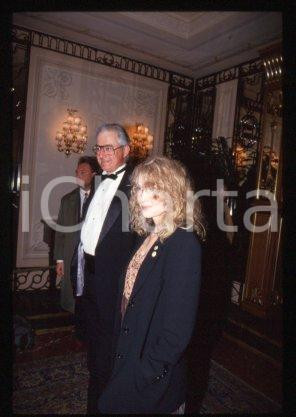 35mm vintage slide* 1996 ca CINEMA American actress Mia FARROW Harris YULIN (5)