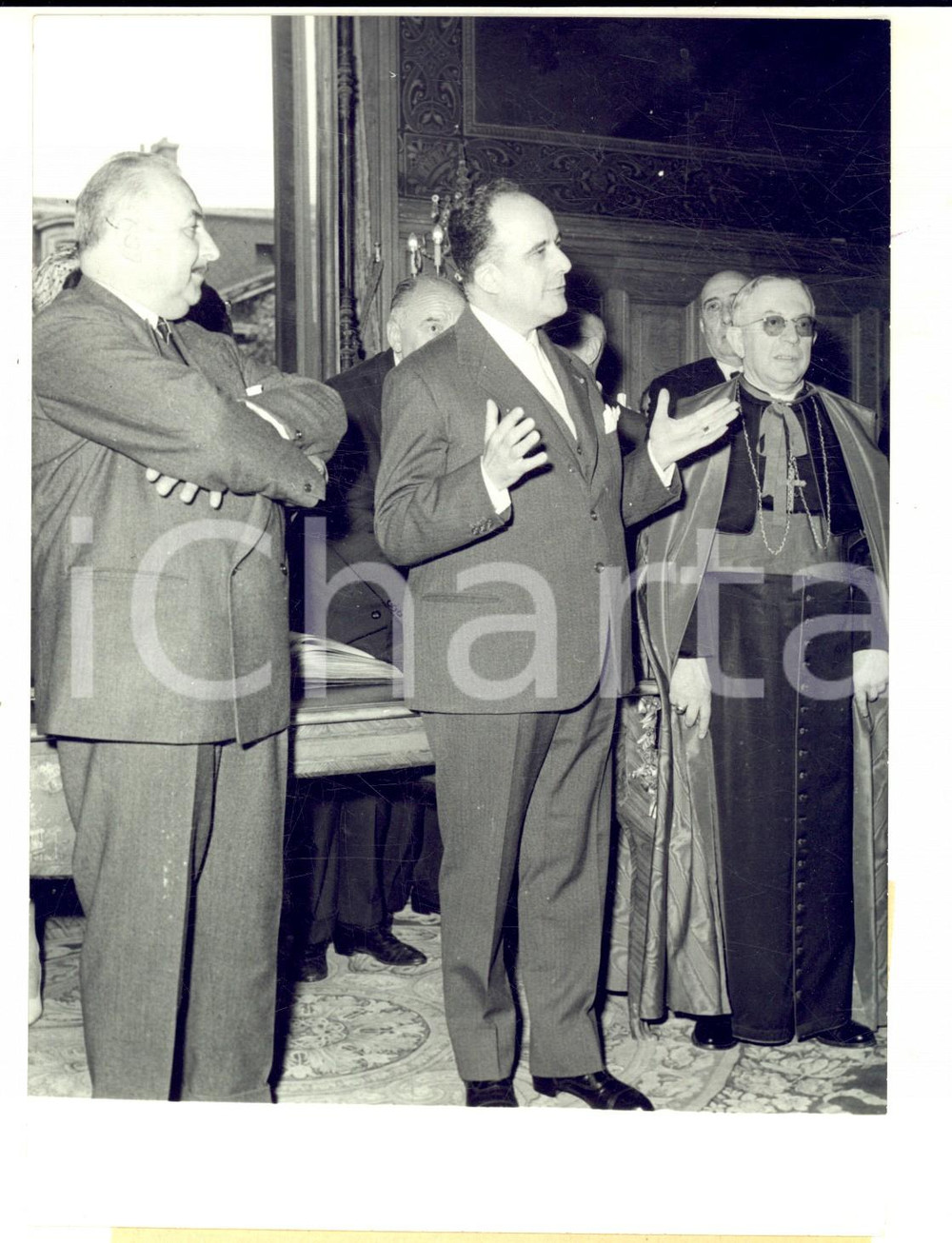 Fotografia d epoca originale 1959 PARIS Urbano CIOCCETTI sindaco di Roma accolto da Pierre DEVRAIGNE Foto 1