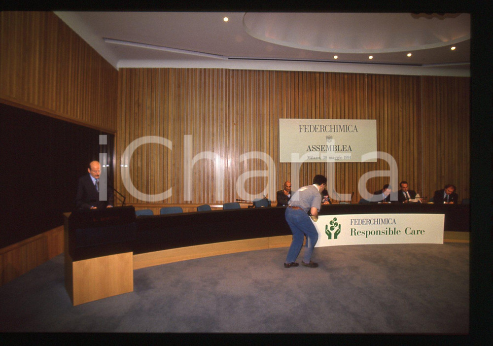 35mm vintage slide* 1994 MILANO Benito BENEDINI all'assemblea FEDERCHIMICA (3)