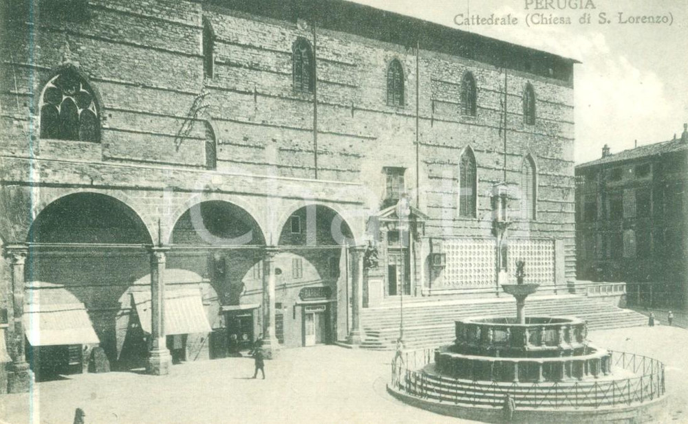 Cartolina originale da collezione 1920 ca PERUGIA Cattedrale Chiesa di SAN LORENZO Cartolina FP NV 1