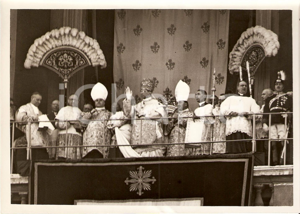Fotografia d'epoca originale 1939 ROMA PIO XII benedice dalla loggia di SAN PIETRO 1