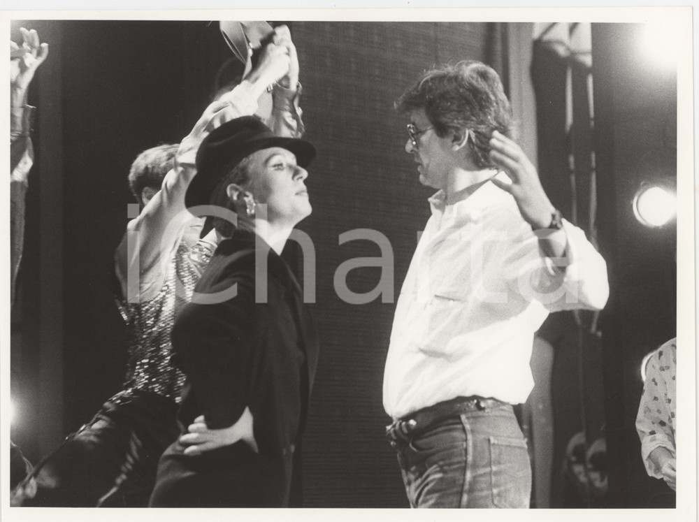 Fotografia d epoca originale 1985 RAI Loretta Goggi in quiz Gianni BREZZA Loretta GOGGI backstage  Foto 1 1