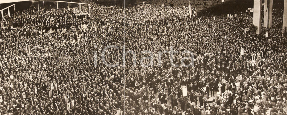 Fotografia d epoca originale 1936 MILANO Folla attende inaugurazione VI TRIENNALE Fotografia DOPPIA 1