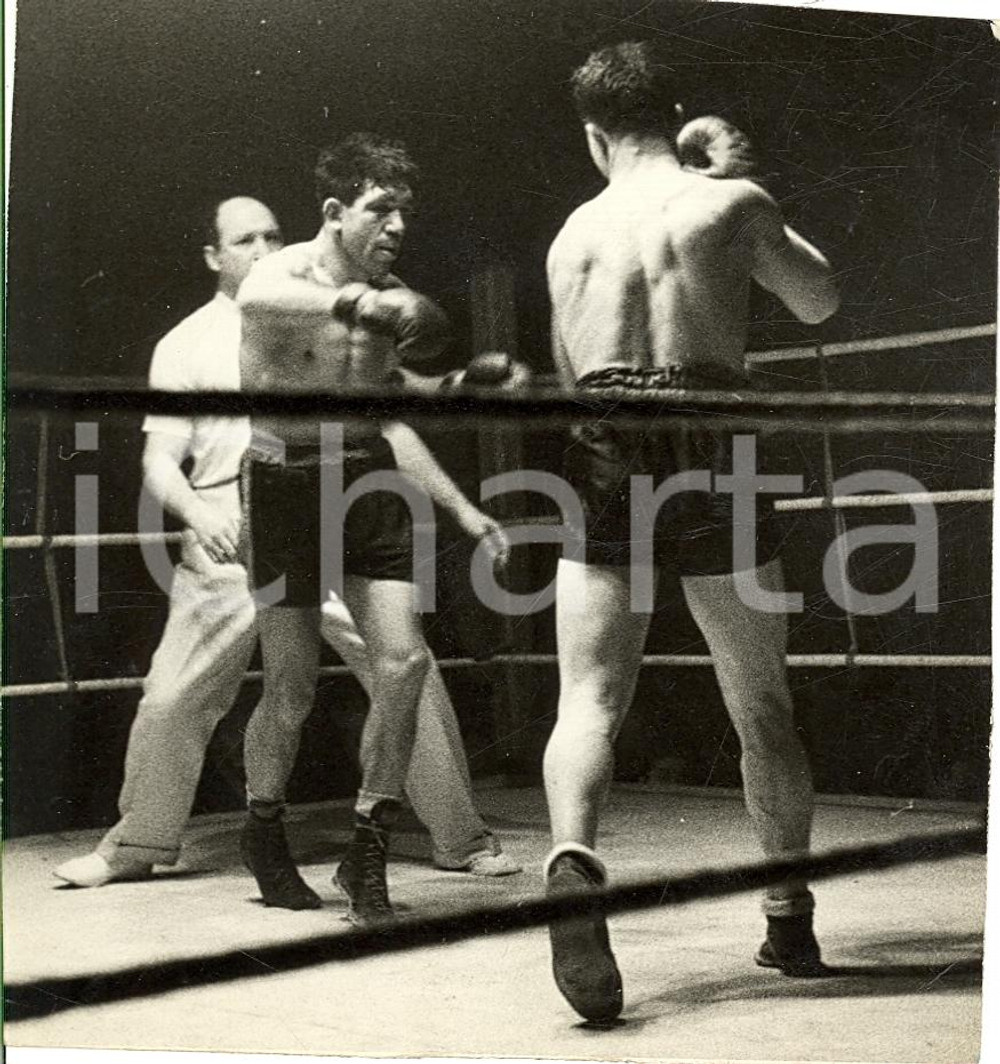 Fotografia d'epoca originale 1940 ca MILANO PUGILATO Due combattenti sul ring *Fotografia 11x12 cm 1