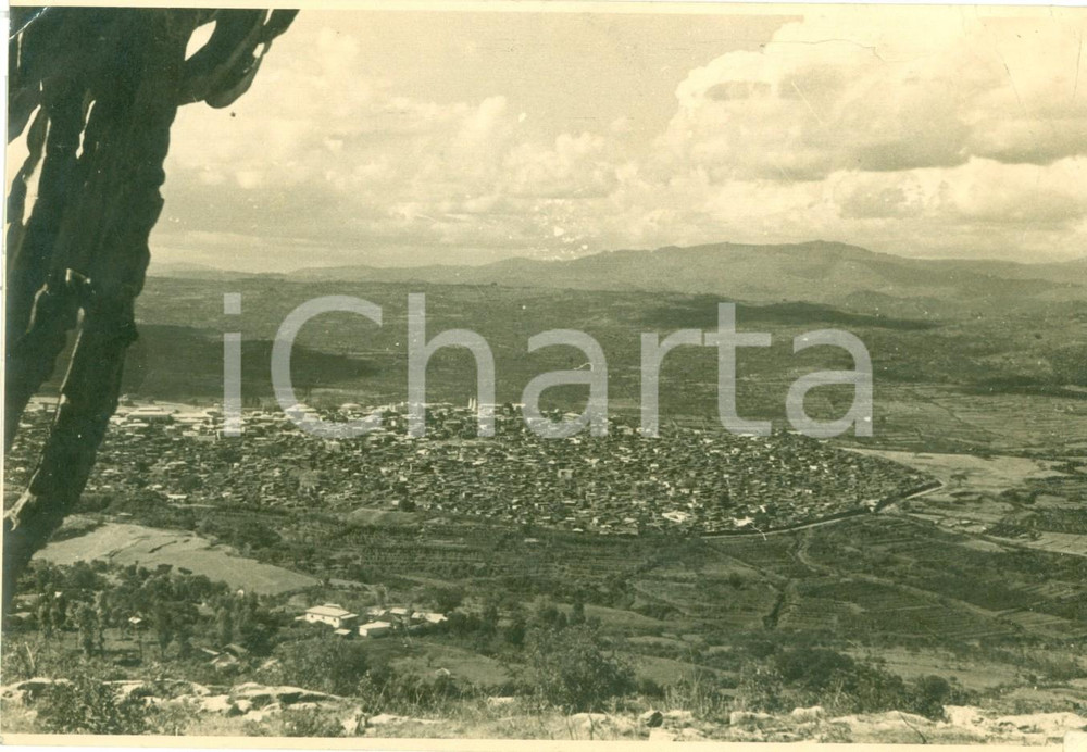 Fotografia d epoca originale 1937 HARAR ETIOPIA Panorama aereo della cittÃ  protetta dai monti VERA FOTO 1