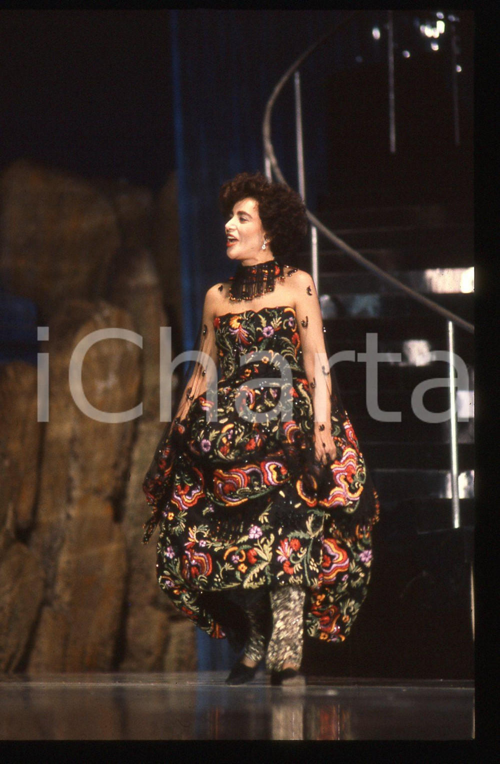 35mm vintage slide* 1990 FESTIVAL SANREMO Mia MARTINI - LA NEVICATA DEL '56 (2)