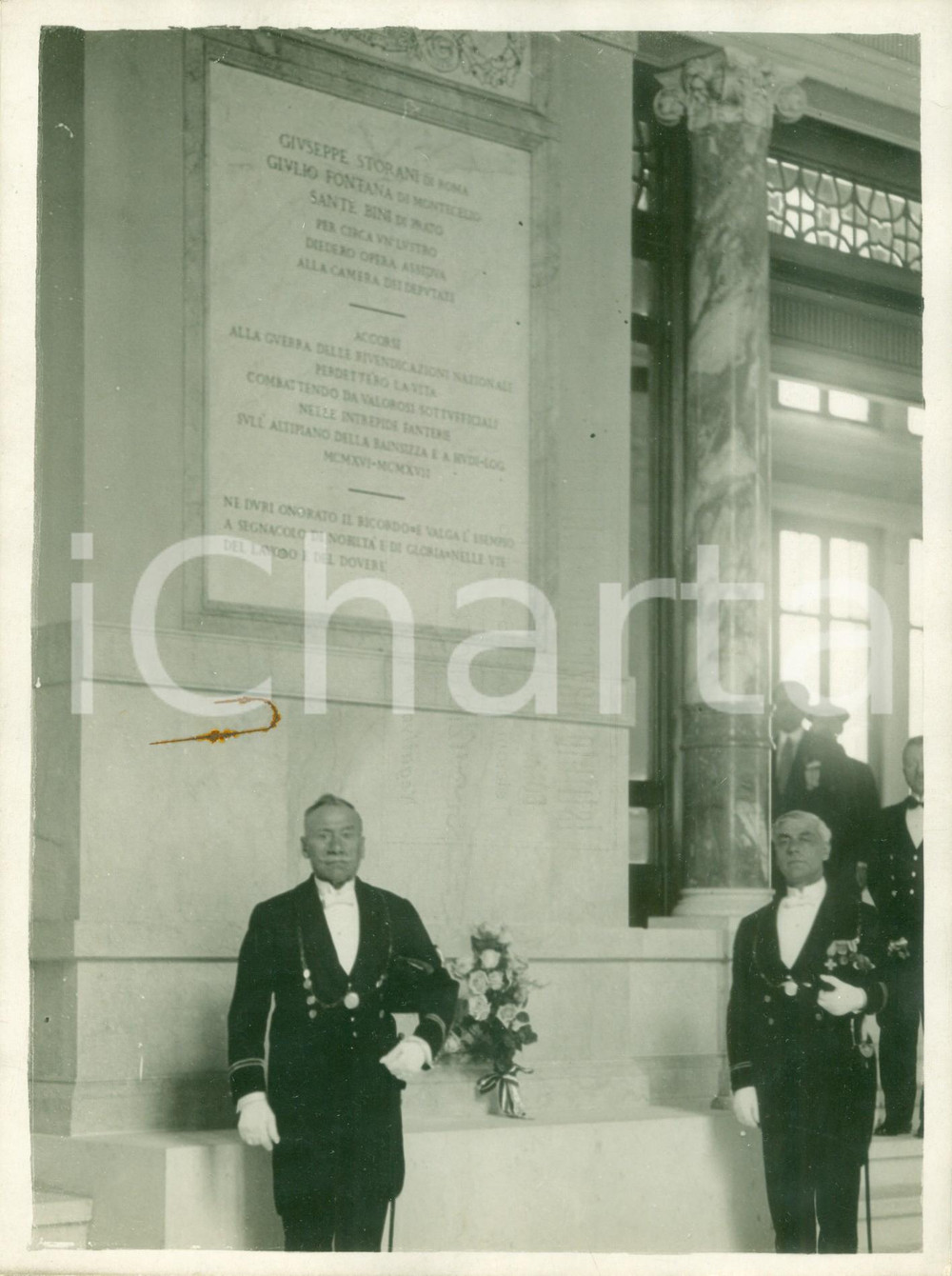 Fotografia d epoca originale 1935 ca ROMA Lapide dei Caduti Prima guerra mondiale CAMERA DEI DEPUTATI Foto 1
