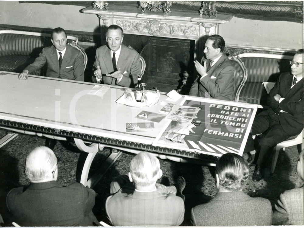1959 MILANO Circolo della Stampa - Conferenza Carlo CARACCIOLO presidente A.C.I.