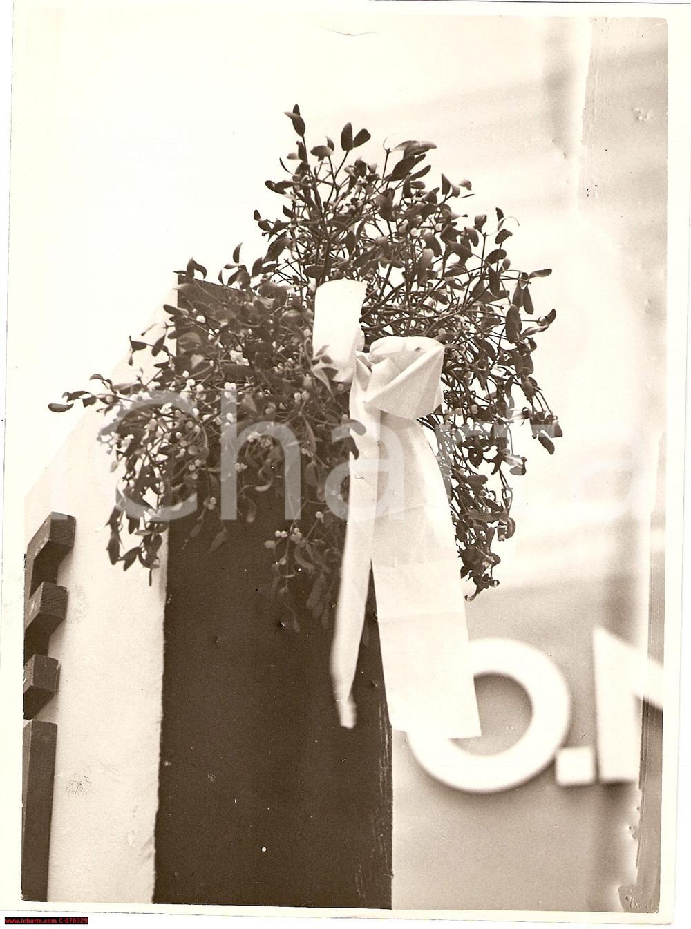 Fotografia d epoca originale 1934 MILANO MOSTRA MADRE E FANCIULLO Nastro bianco FOTO 1