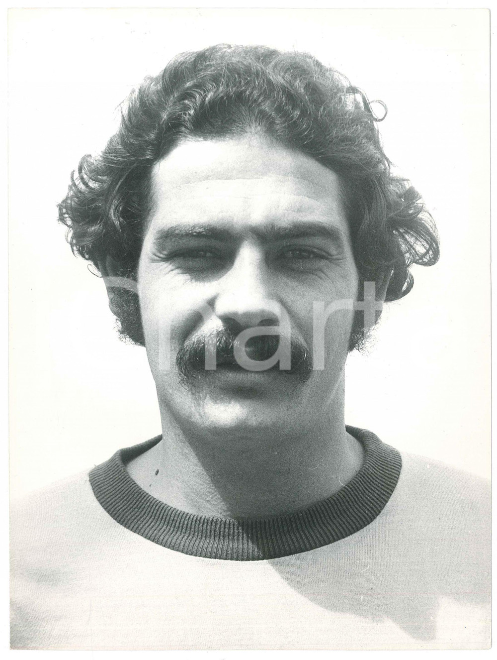 Fotografia d epoca originale 1975 ca BRASILE  CALCIO Roberto RIVELINO Ritratto centrocampista  Foto 18x24 1