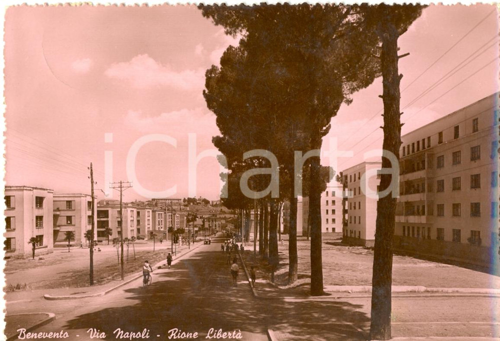 Cartolina originale da collezione 1952 BENEVENTO Veduta del Rione LibertÃ  da via NAPOLI *Cartolina FG VG 1