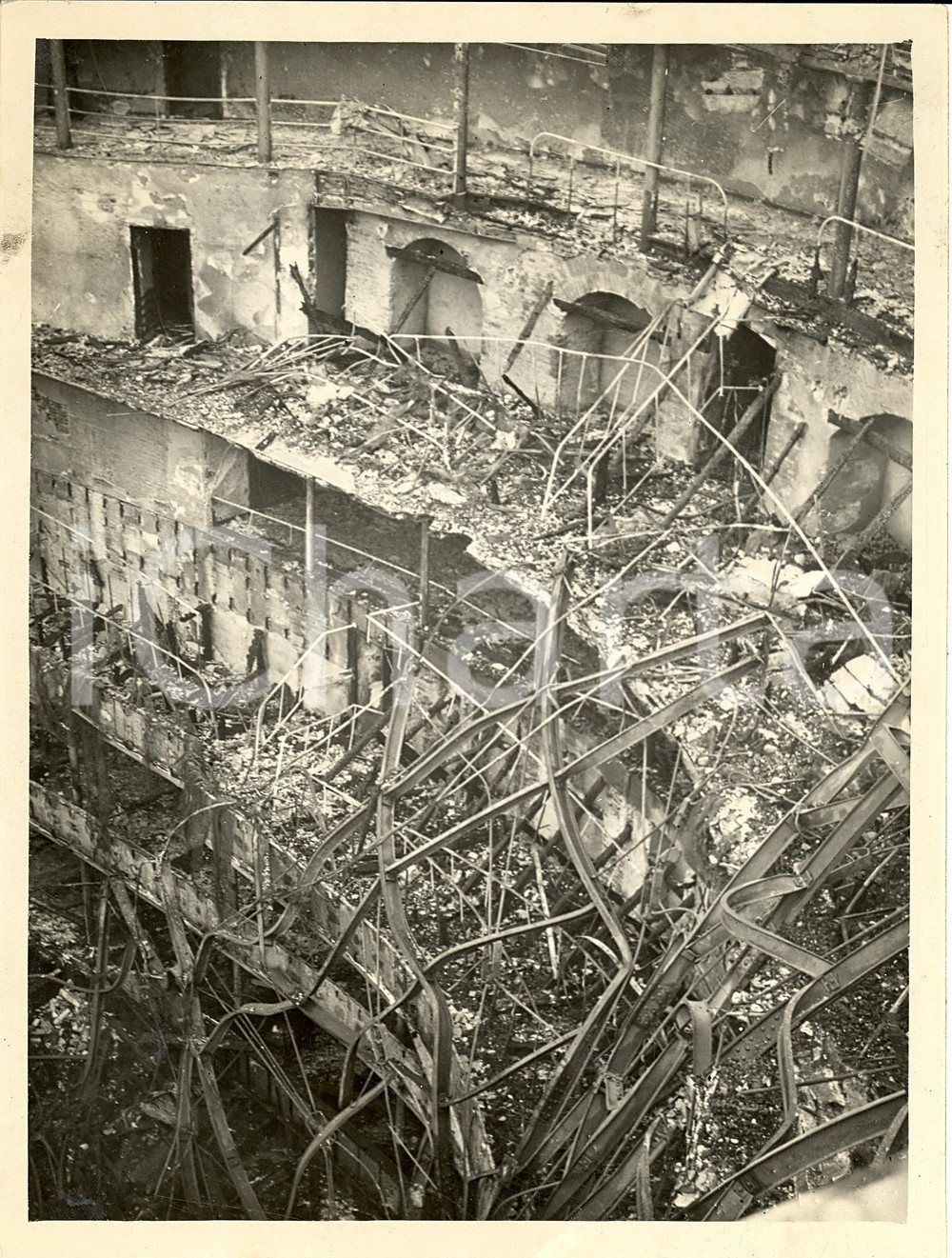 Fotografia d'epoca originale 1938 MILANO Teatro Lirico distrutto dall'incendio - Fotografia 1