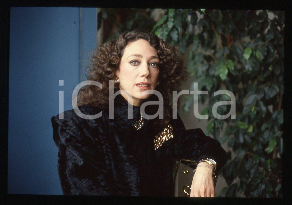 35mm vintage slide* 1987 MILANO Marisa BERENSON Conferenza stampa (6)