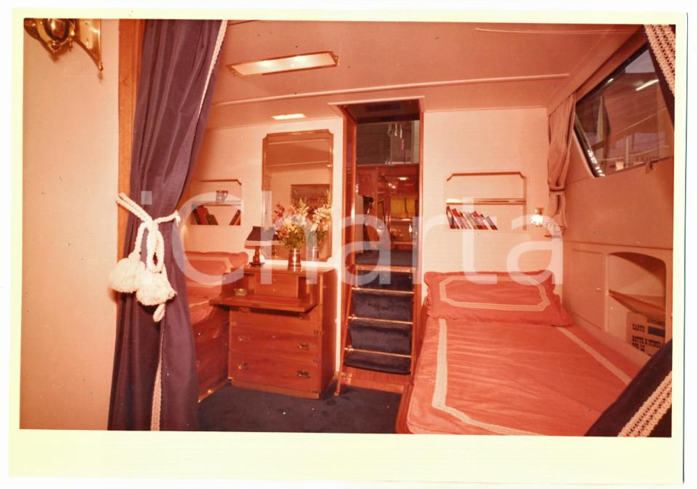 1964 GENOVA SALONE NAUTICO Cantieri navali Chiavari - Yacht PARAGGINA Camera (1)