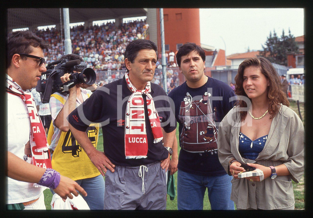 35mm vintage slide* 1991 LUCCA - CALCIO Corrado ORRICO con tifosi LUCCHESE (12)