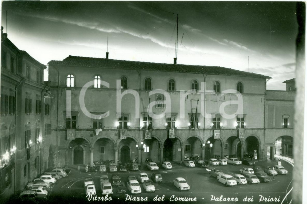 Cartolina originale da collezione 1965 ca VITERBO Piazza Palazzo dei Priori Cartolina VG 1