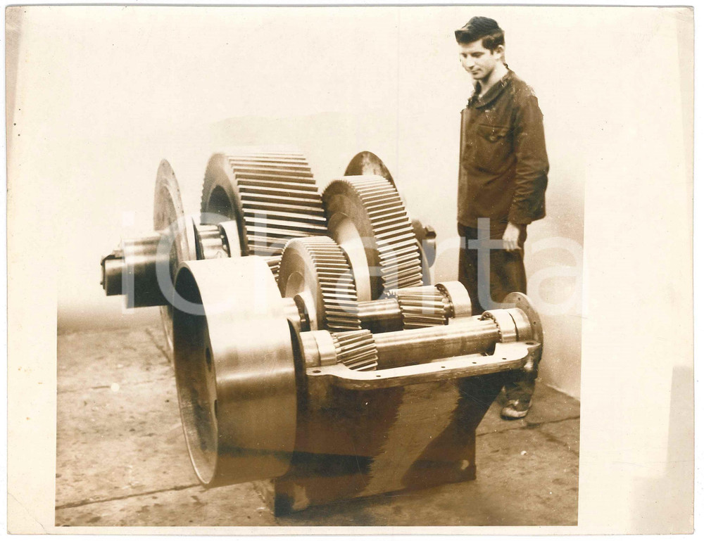 Fotografia d epoca originale 1940 ca ITALIA  Industria Meccanica  Operaio in uno stabilimento Foto 2 1