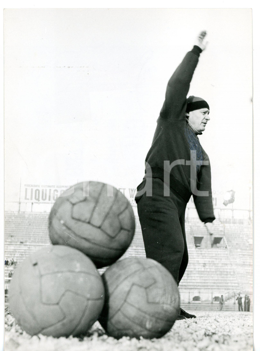 1955 ca CALCIO Allenatore ungherese Lajos CZEIZLER in campo *Foto ARTISTICA