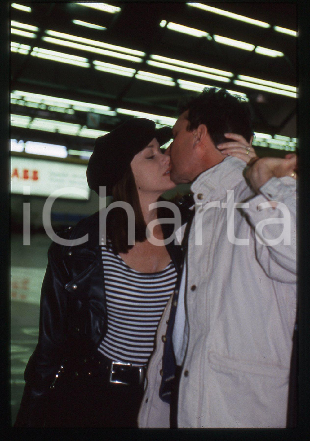 Fotografia d epoca originale 35mm vintage slide 1990ca CINEMA Bobbie EAKES bacia David STEEN Ritratto 1 1
