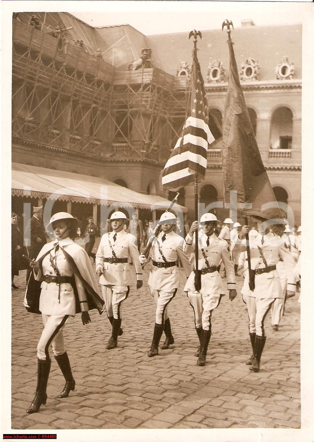 Fotografia d epoca originale 1937 PARIS Les Invalides  USA AMERICAN LEGION Photo 1