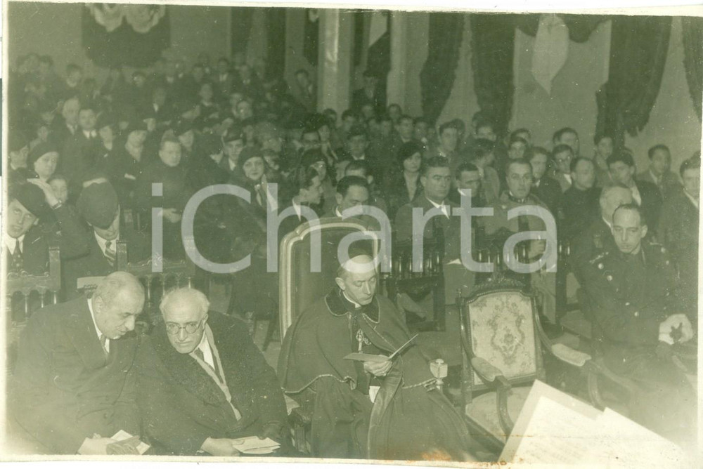 Fotografia d epoca originale 1930 ca MILANO Card. Ildefonso SCHUSTER a premiazione alunni Istituto LEONE XIII 1