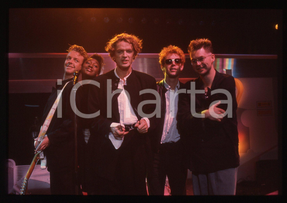 35mm vintage slide* 1986 DISCORING Nicholas WHITECROSS dei KISSING THE PINK (15)