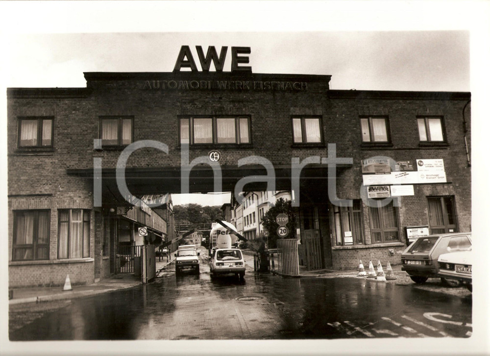 Fotografia d epoca originale 1992 EISENACH GERMANIA Entrata allo stabilimento dell AWE Fotografia 1