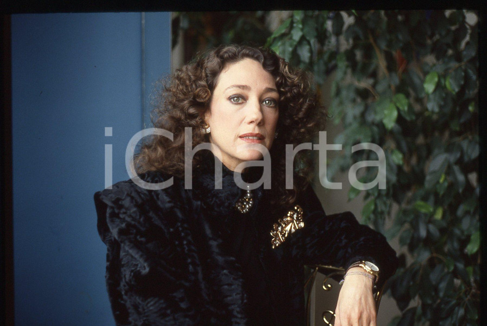 35mm vintage slide* 1987 MILANO Marisa BERENSON Conferenza stampa (8)