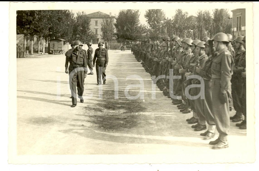 Fotografia d epoca originale 1947 MODENA Caserma Ottavo Campale  Battaglione in rivista  Foto 14x9 cm 1