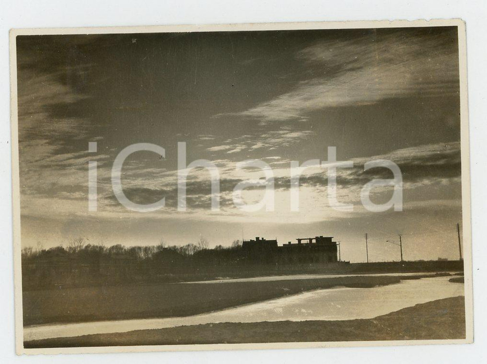 1935 ca CINA - Paesaggio fluviale (3) - Foto VINTAGE 8x6 cm Fotografia d'epoca.CONDIZIONI: G FORMATO: 8x6 cm    originale e autentica 1