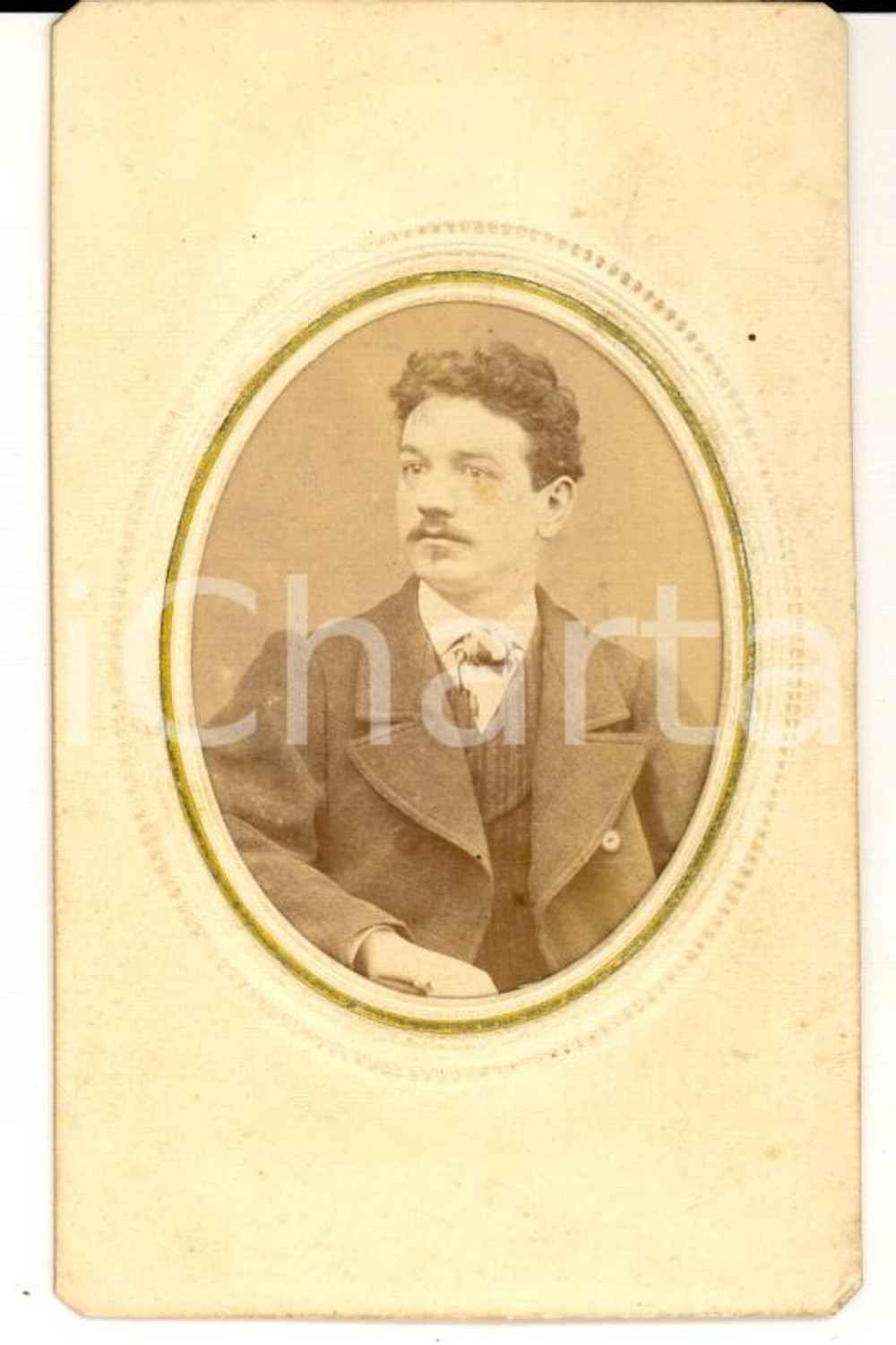 Fotografia d'epoca originale 1870 ca CREMA Ritratto maschile con soprabito *Fotografia Pio MEDINI 1