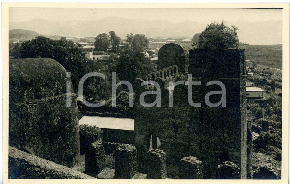 1940 ca GONDAR (ETIOPIA) Veduta panoramica della fortezza FASIL GHEBBI *Foto Fotografia d'epoca. FORMATO: 28x18 cm CONDIZIONI: G (ma minima macchia al margine superiore)    originale e autentica 1