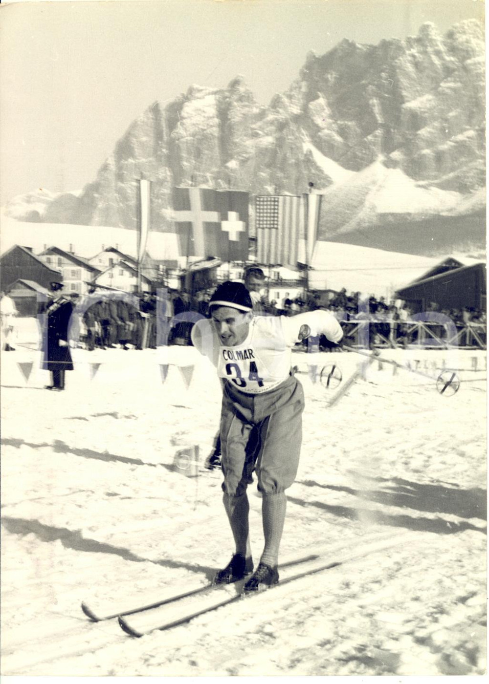 1955 CORTINA Internazionali SCI DI FONDO 15 km - Passaggio di Viktor BARANOV