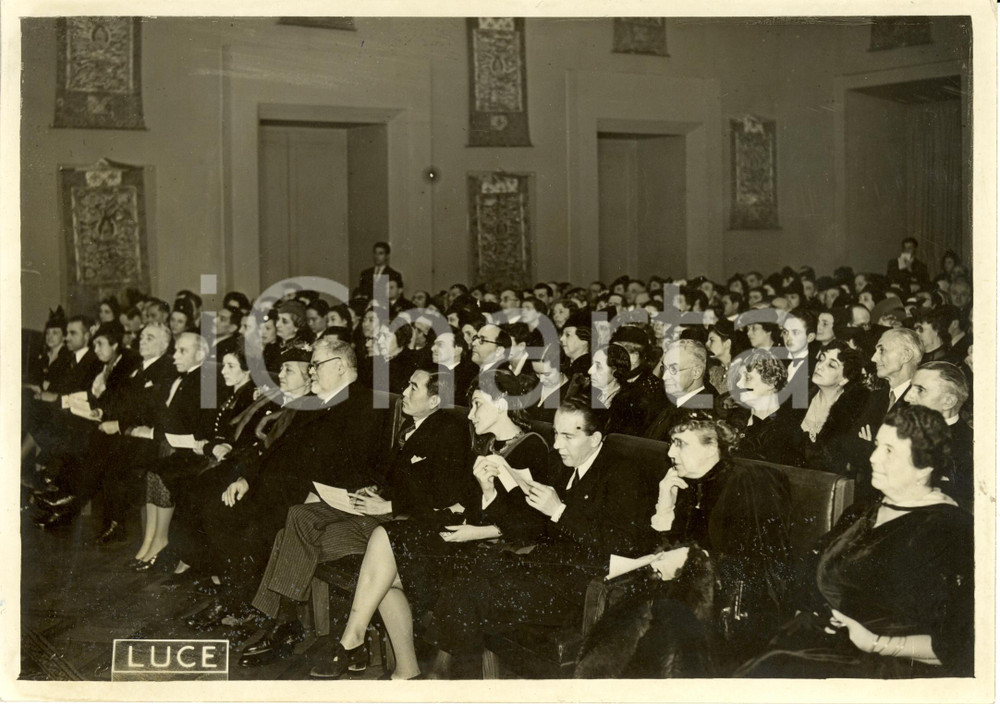 Fotografia d epoca originale 1939 ROMA Giovanni GENTILE Istituto MEDIO ESTREMO ORIENTE pubblico concerto Foto 1