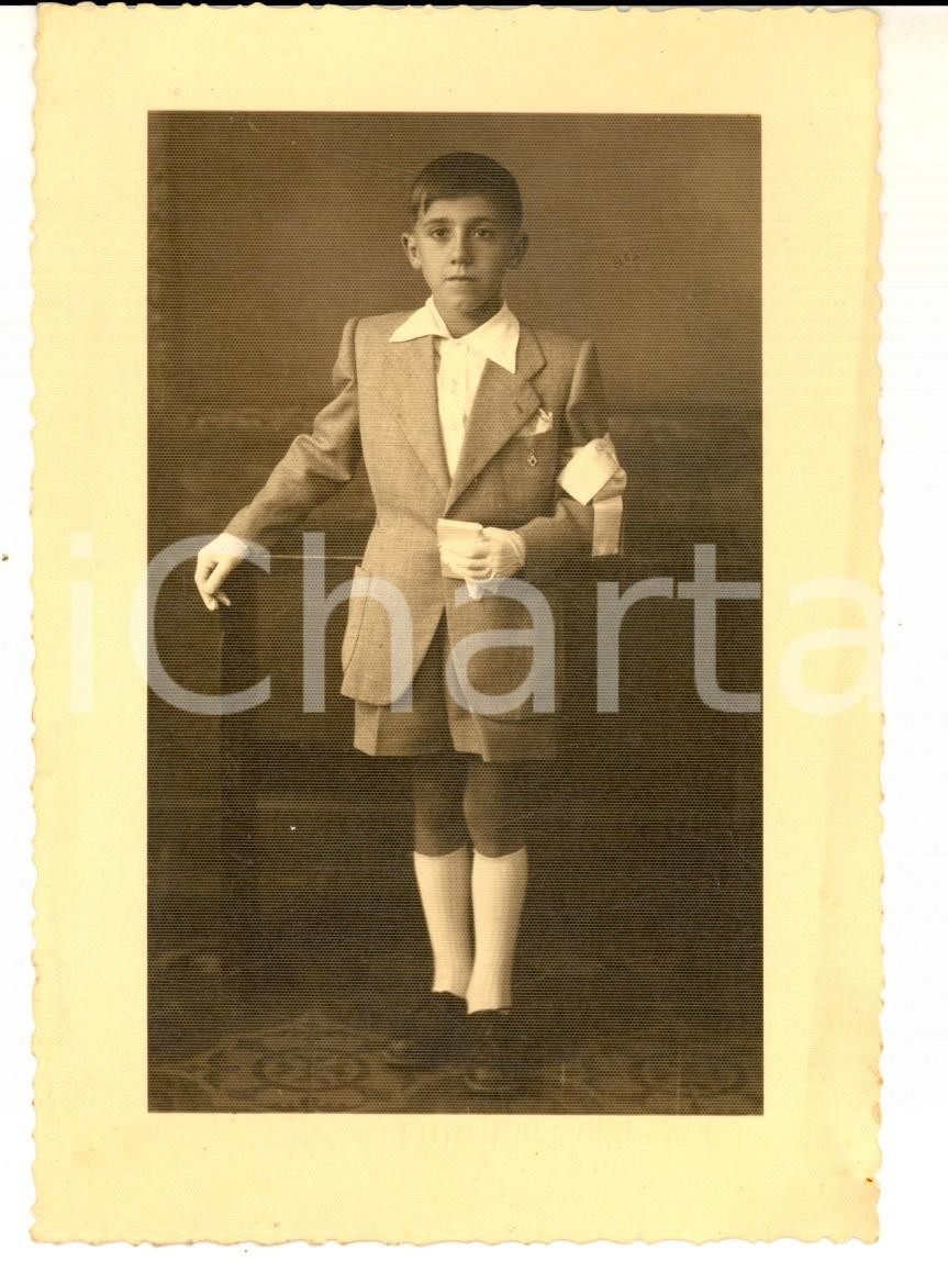 Fotografia d epoca originale 1940 ca ACQUI TERME Ritratto di bambino alla prima Comunione Foto BARISONE 1