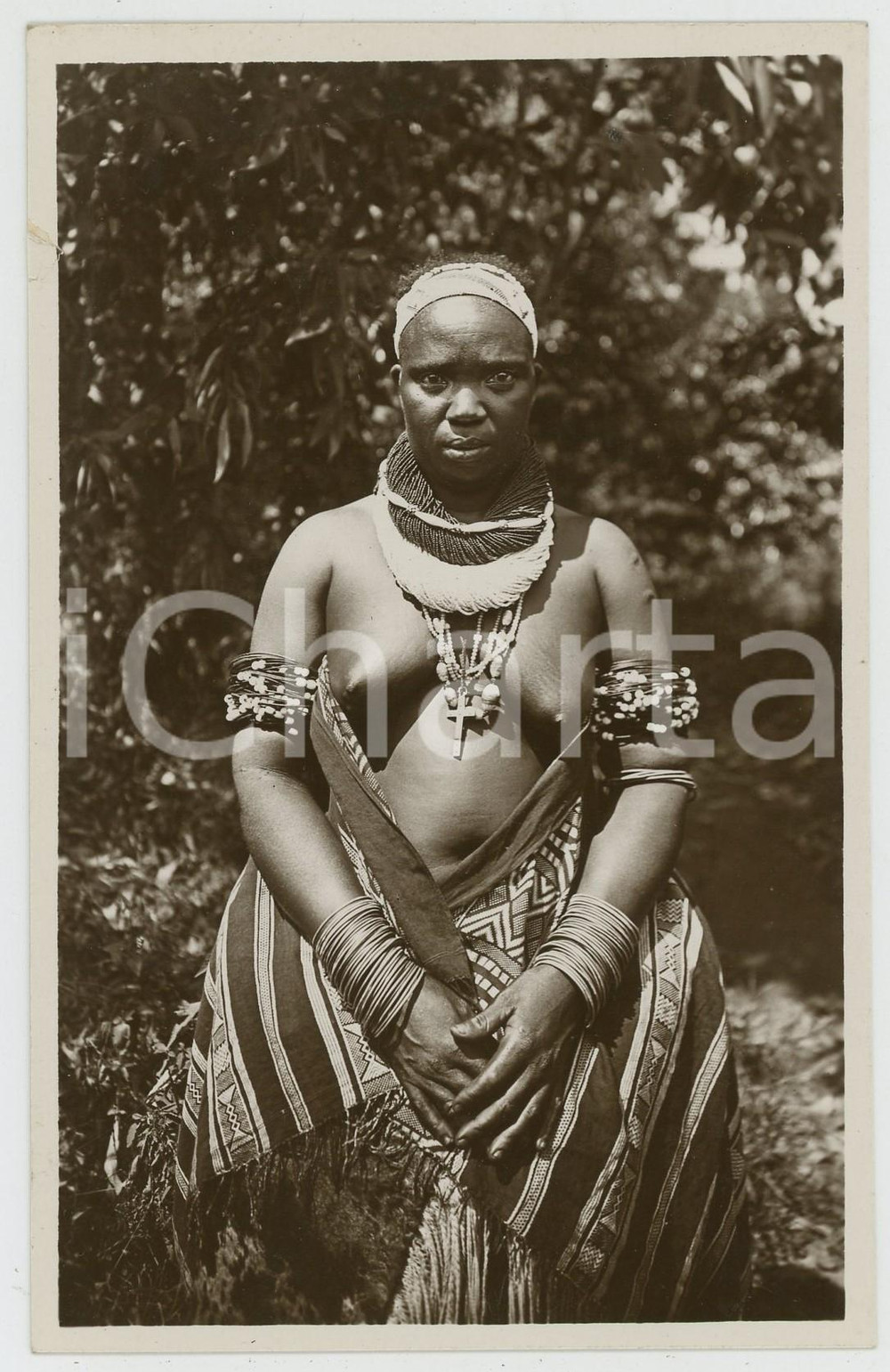 1930 ca KIVU - CONGO BELGE Sultane Nya N'GEZI Carte postale FP NV Cartolina postale d'epoca, non viaggiata.CONDIZIONI: GOODFORMATO: FPEDITORE: Edition Bohin, Chinon.     originale e autentica 1