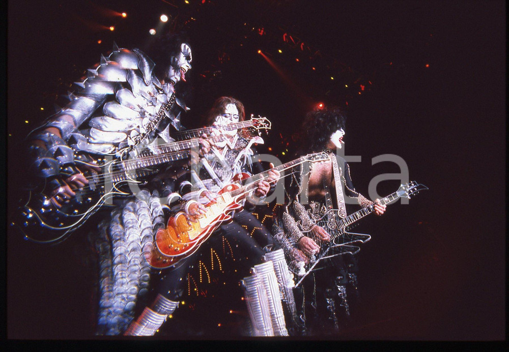 35mm vintage slide* 1999 FORUM DI ASSAGO Gene SIMMONS Ace FREHLEY dei KISS (4)