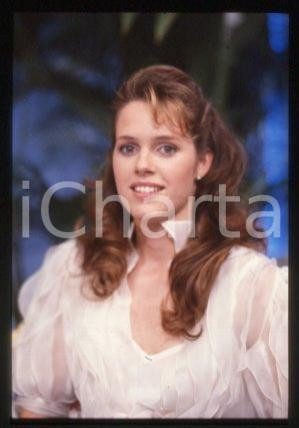 Natasha HOVEY - CINEMA Actress of ACQUA E SAPONE 1983 ca * 35 mm vintage slide 5